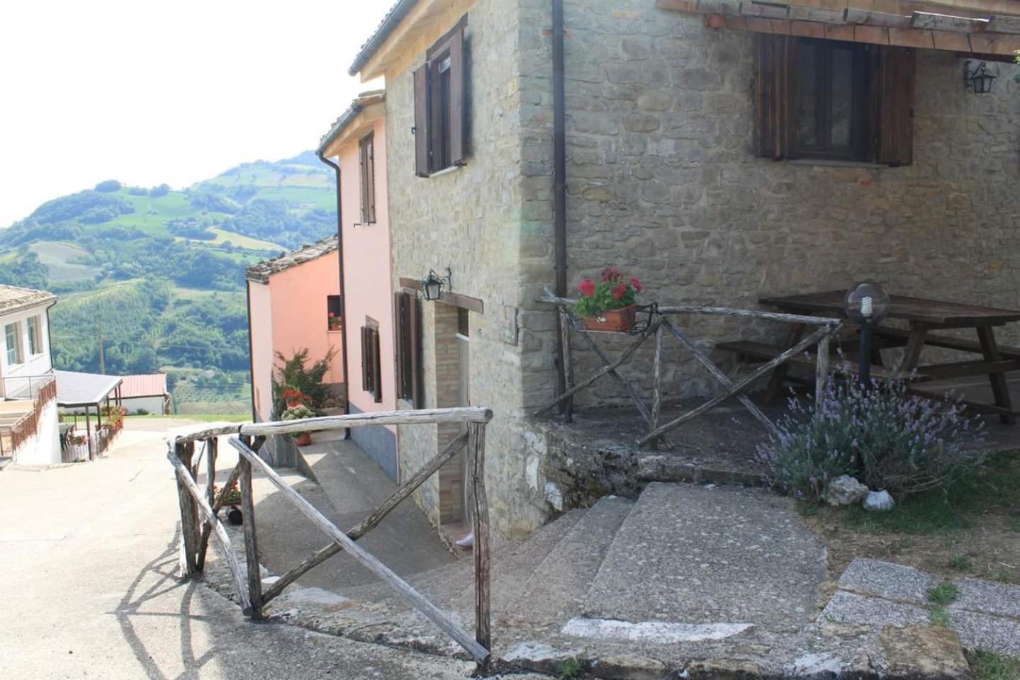 La Via Del Parco Villa Arsita Exterior foto